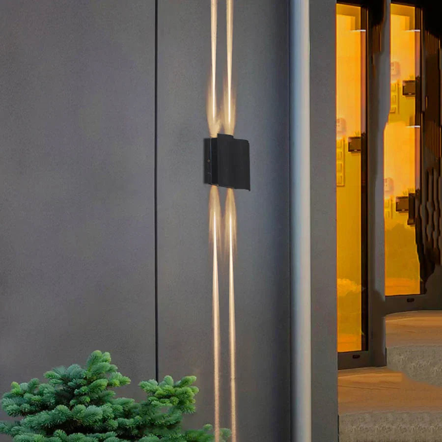 LumiLantern – Lanterna LED da Esterno Resistente alle Intemperie per Giardino e Terrazza, Illuminazione Moderna ed Energeticamente Efficiente