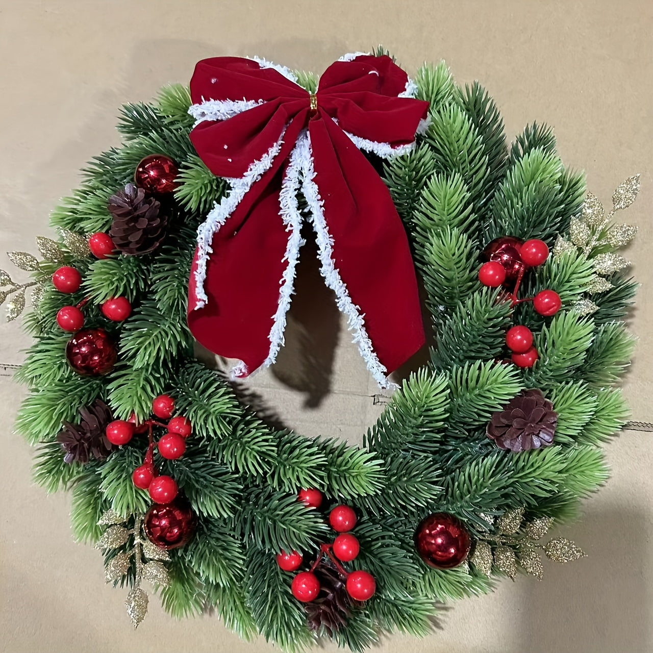 HolidayCharm - 44.98cm Feestelijke Kerstkrans voor Voordeur & Muurdecoratie