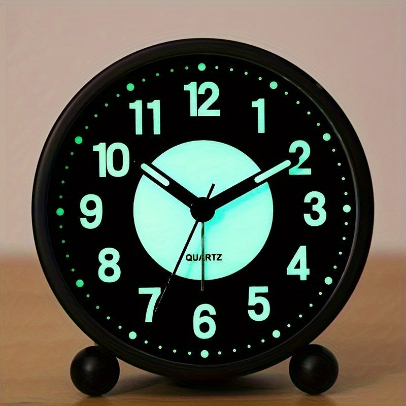 EleganceMetal - Chique Metalen Wekker met Zacht Nachtlampje