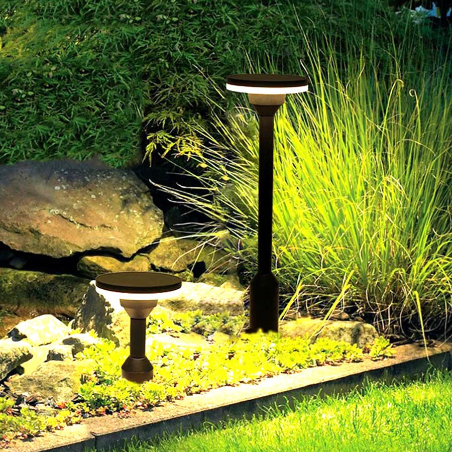 LumiPath – Illuminazione a LED a energia solare, lampada esterna resistente alle intemperie per giardino e vialetto