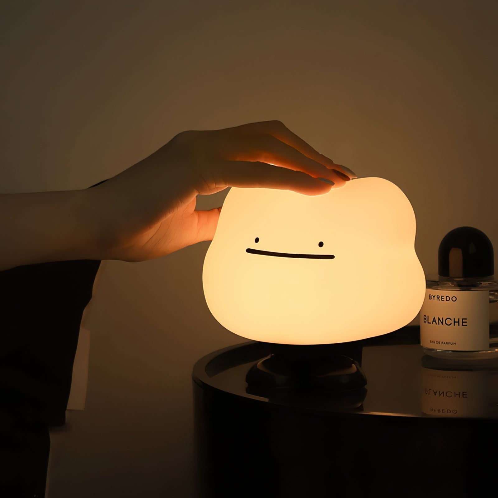CloudLume - Oplaadbare Tafellamp met Wolkenontwerp