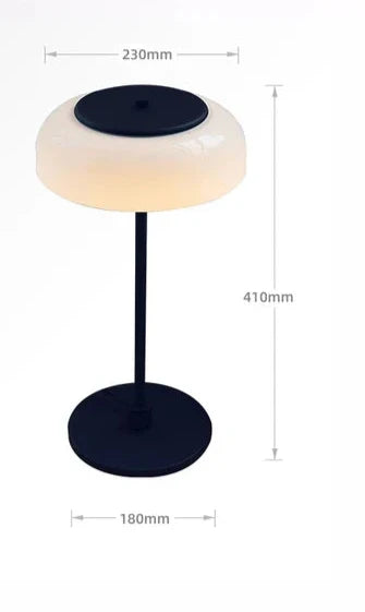LumiGlow – Postmodern LED Tafellamp met Glazen Kap voor Stijlvolle Verlichting