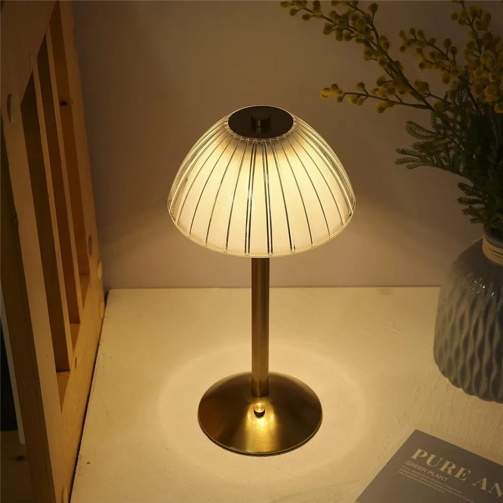 LumiVista – Draadloze LED Tafellamp met Dimfunctie, Oogvriendelijke Nachtlamp