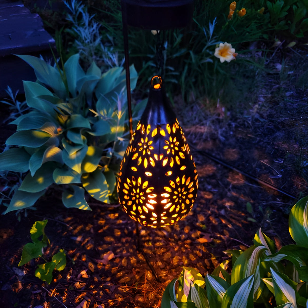 ShadowArt - Solar Energy Waterproof Hollow Outdoor Lamp