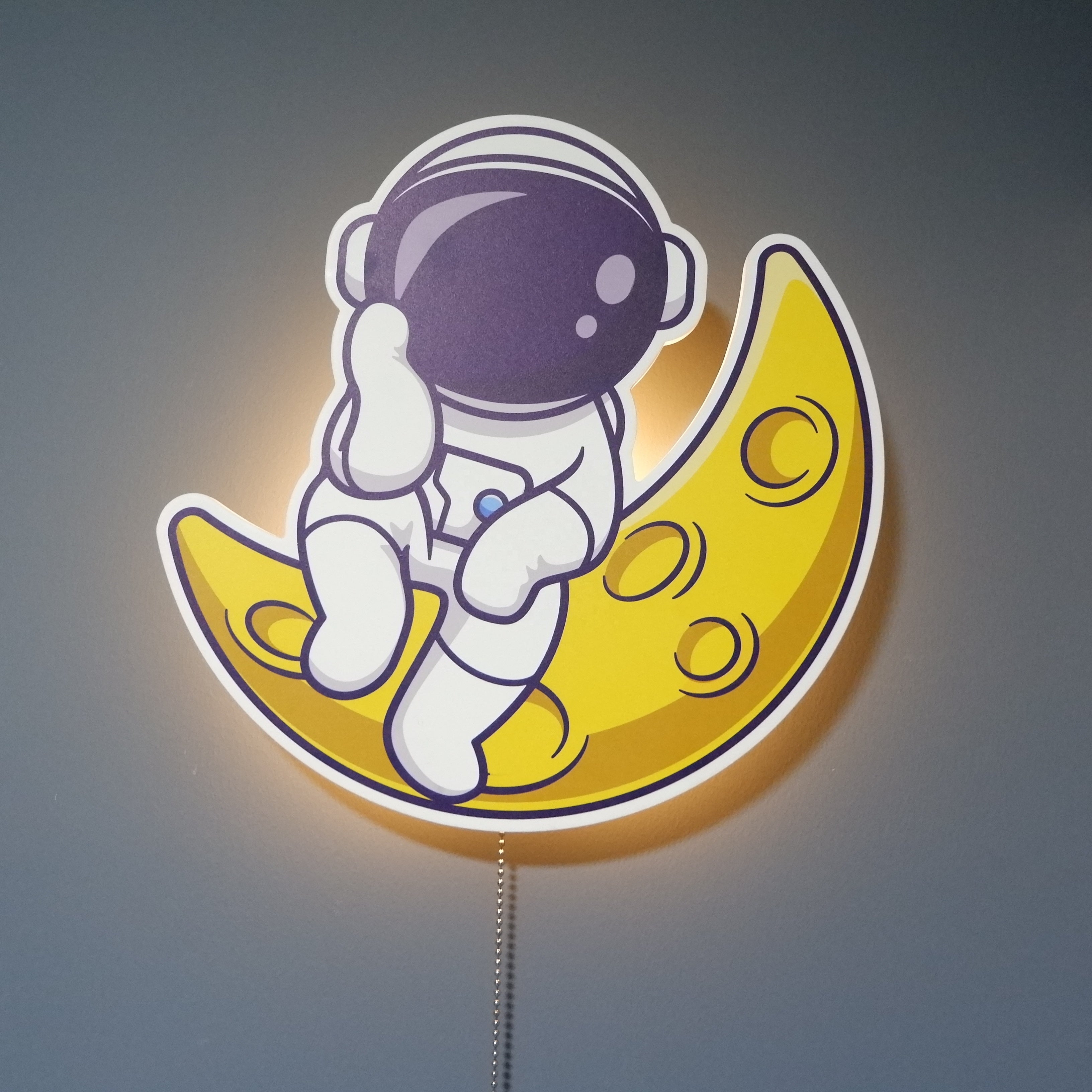 GalaxyGlow – Astronaut Wandlamp voor Kinderkamers