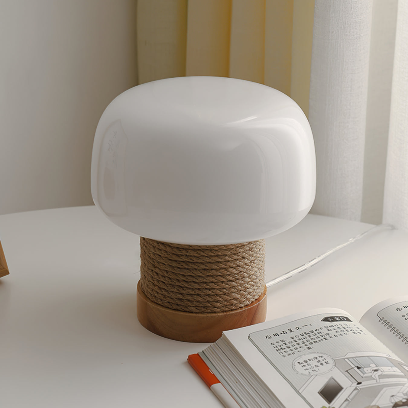 LumiWood - Moderne Tafellamp met Houten Basis
