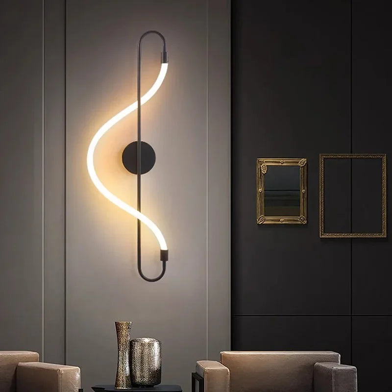 LumiForge - Moderne Wandlamp van IJzer