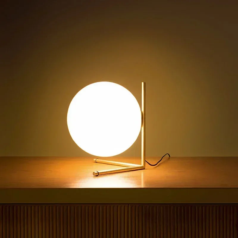 GlassLume - Lámpara de mesa de vidrio moderna y minimalista | Iluminación elegante