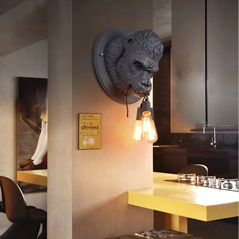 GorillaGlow - Lámpara de pared industrial Gorilla con LED para sala de estar y bar
