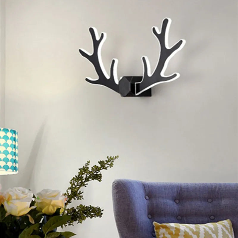 CheerGlow – Kleurrijke Gewei LED Wandlamp voor Kinderkamer