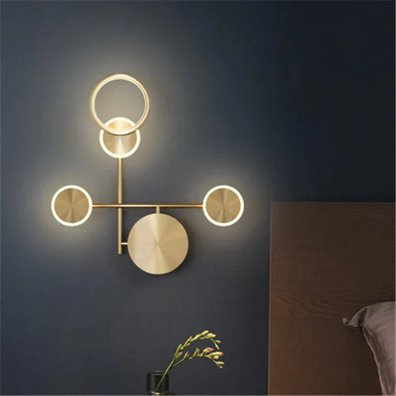 GlowCraft – Lámpara de pared LED moderna en dorado para sala de estar y pasillo