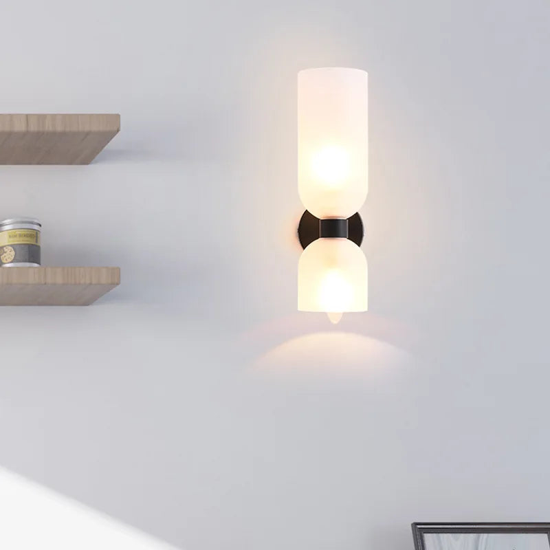 PureGlow – Lampada da parete LED minimalista per interni eleganti