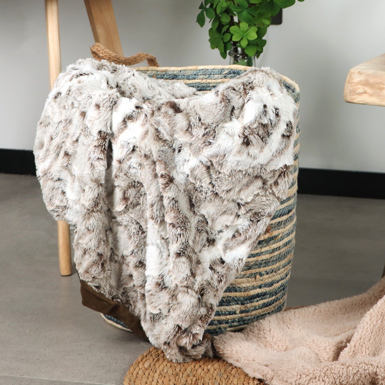 Fabian Faux-Fur Blanket