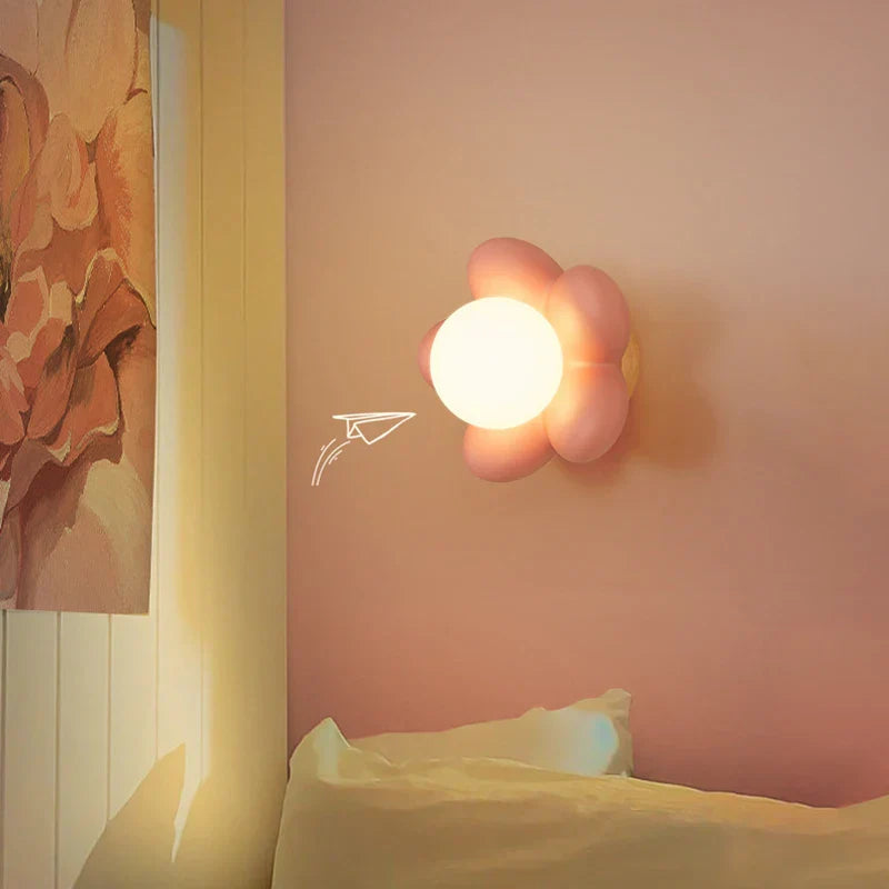BloomLight - Wandlamp met Bloemdesign en LED voor Kinderkamer en Woonruimte