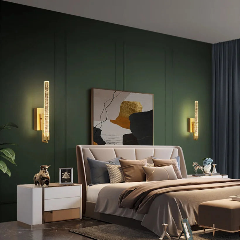 CrystalGold - Elegant LED Wall Lamp in Gold with Crystals for Living Room & Bedroom