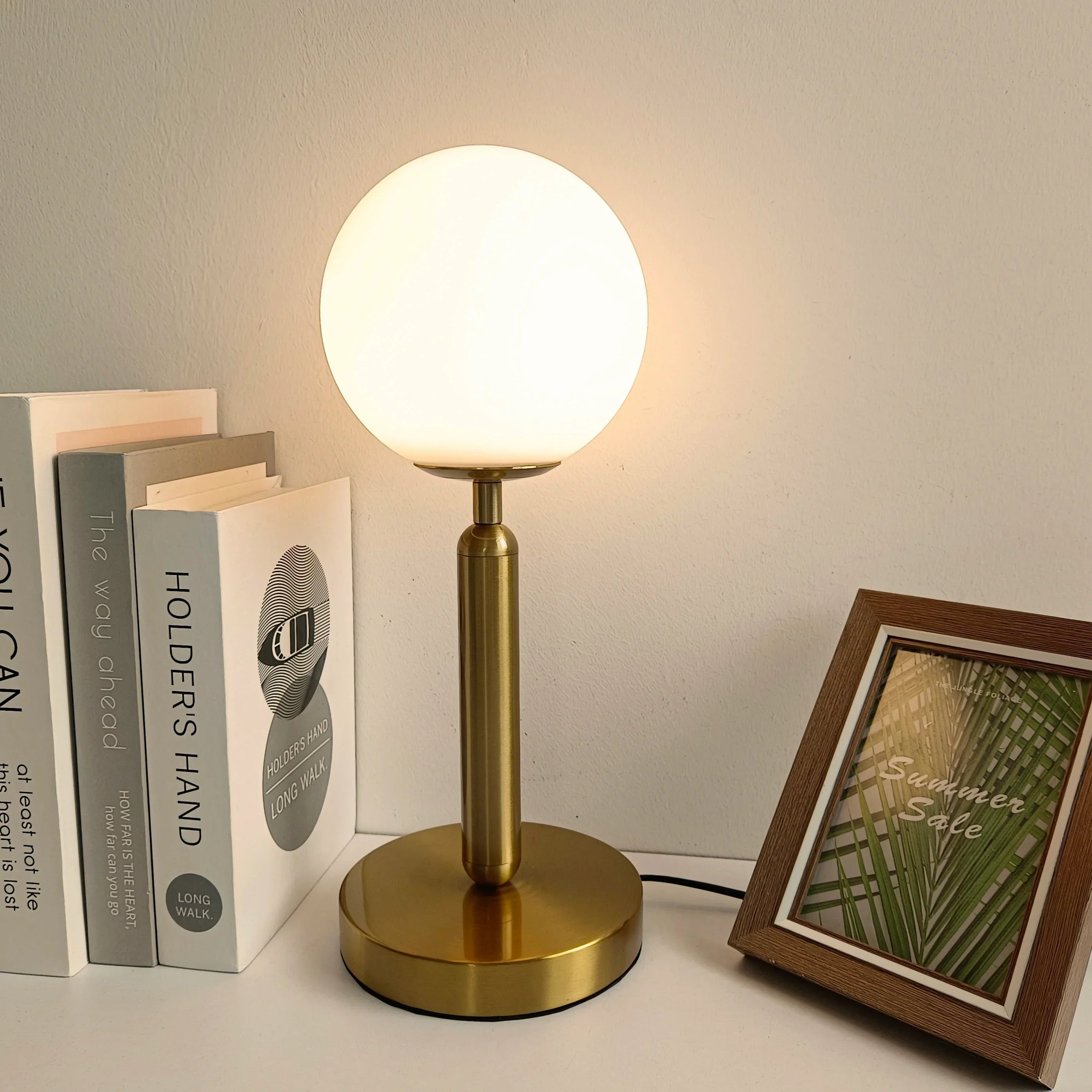 LumeSphere – Dimbare LED Tafellamp met Glazen Bol voor Woonkamer & Slaapkamer