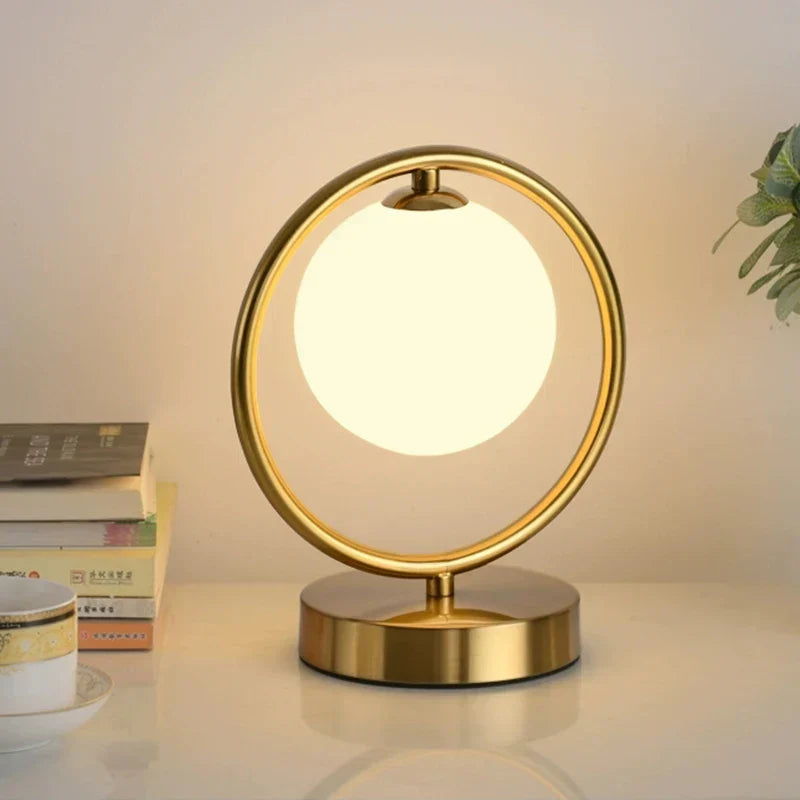 LumeSphere – Dimbare LED Tafellamp met Glazen Bol voor Woonkamer & Slaapkamer
