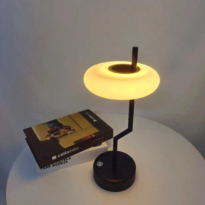 LumiTurn - Lámpara de mesa LED moderna con control táctil | Diseño regulable y giratorio