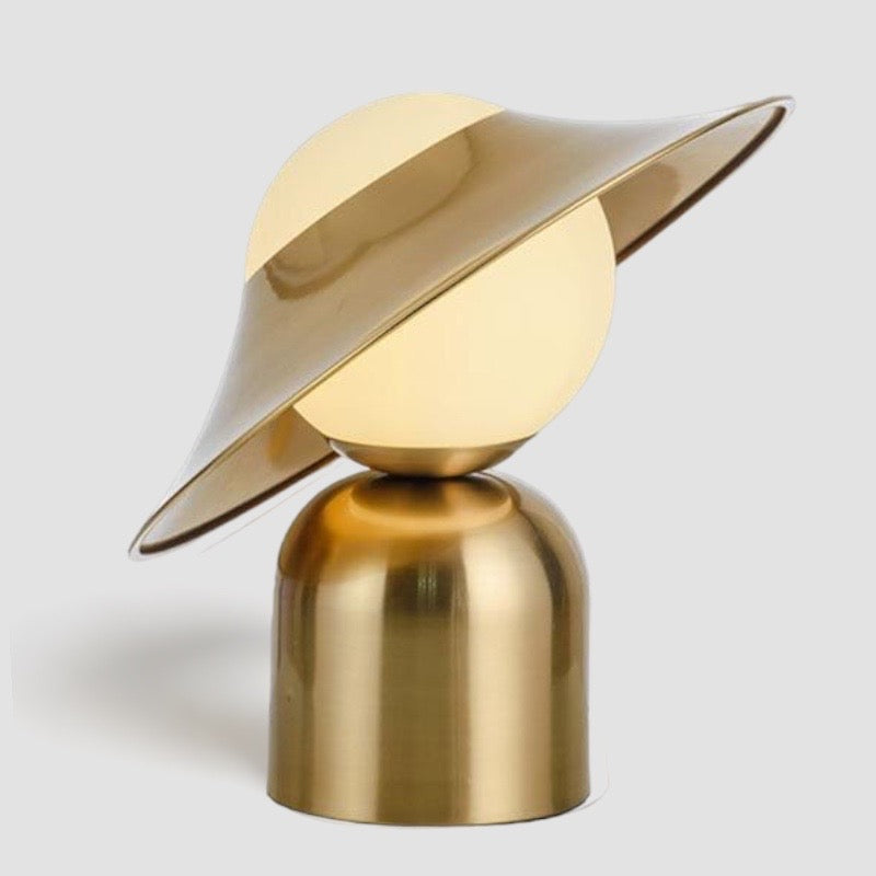 LuxeLume - Gouden Tafellamp met LED Verlichting