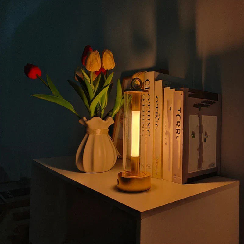 GlowLuxe - Oplaadbare LED Tafellamp voor Binnen & Buiten, Draadloos en Weerbestendig