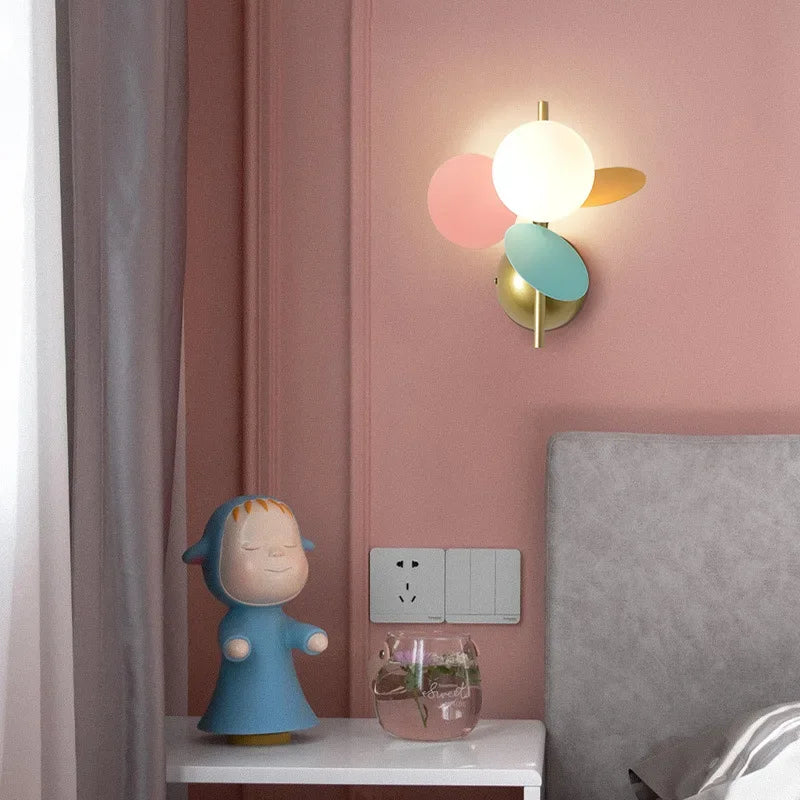 MacronLicht - Kleurrijke LED Acryl Sconce
