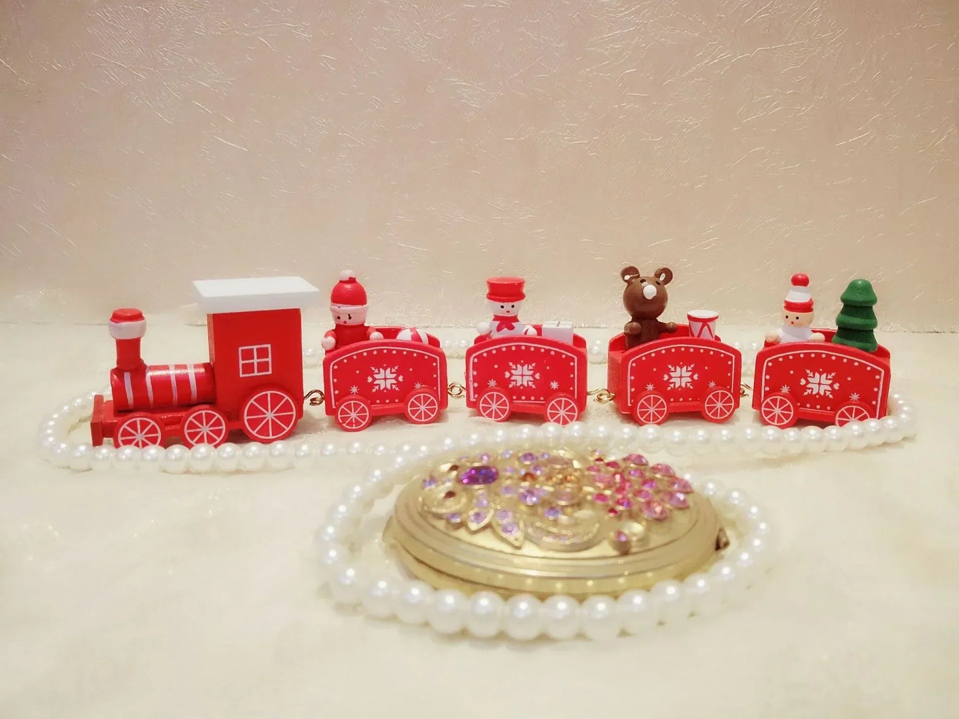 KerstExpress - Feestelijke Plastic Kersttrein voor Decoratie