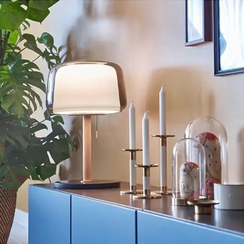 LumeHaven – Nachtlamp met Houten Basis en LED-verlichting