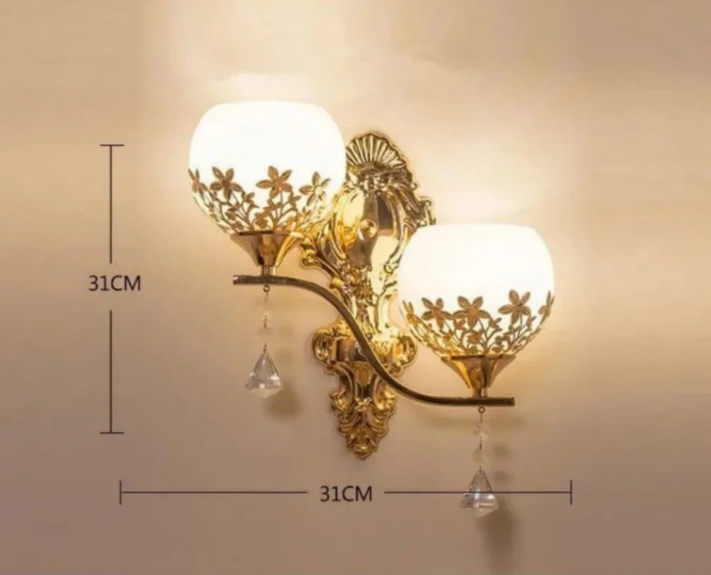 CrystalLuxe - Lámpara de varita LED dorada para dormitorio y sala de estar iluminación ambiental
