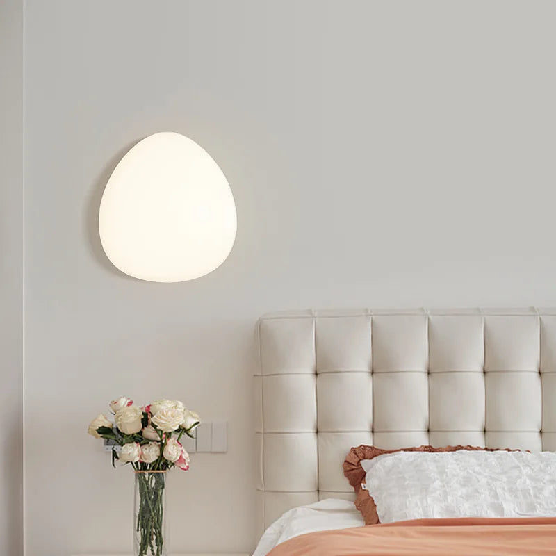 WhiteCloud - Modern LED Wall Lamp for Children's Rooms and Bedrooms