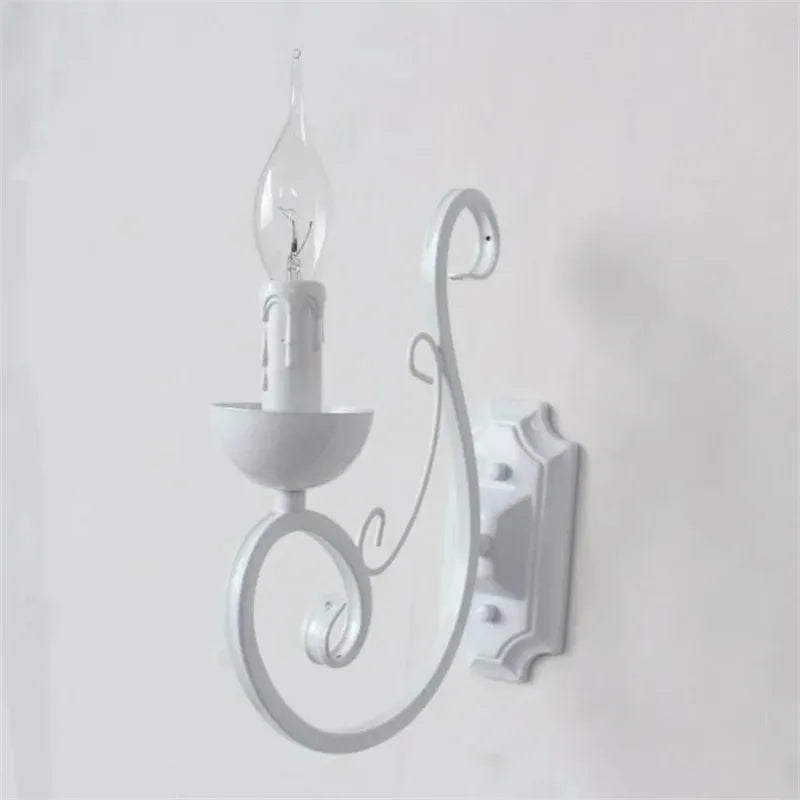 VintageGlow - Lámpara de Pared de Metal Blanco con Luz de Vela E14