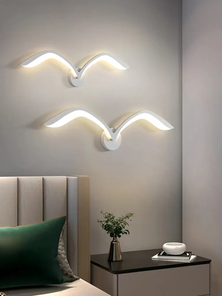 SkyGlow - Lámpara de pared Gaviota moderna