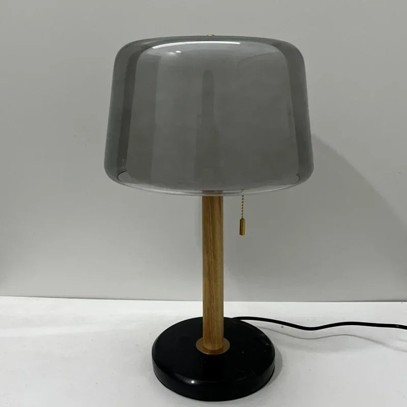 LumeHaven – Nachtlamp met Houten Basis en LED-verlichting