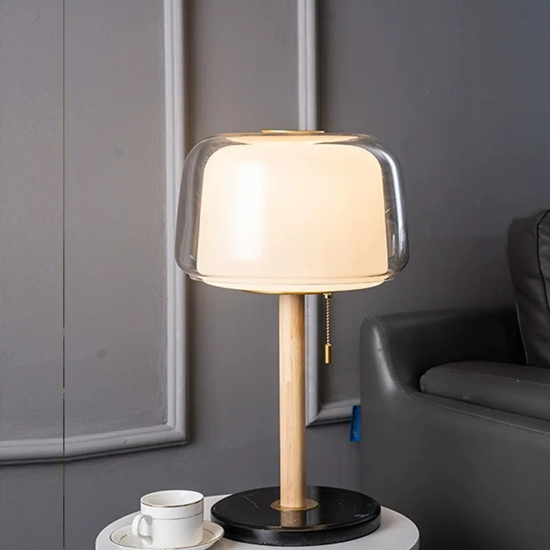 LumeHaven – Nachtlamp met Houten Basis en LED-verlichting