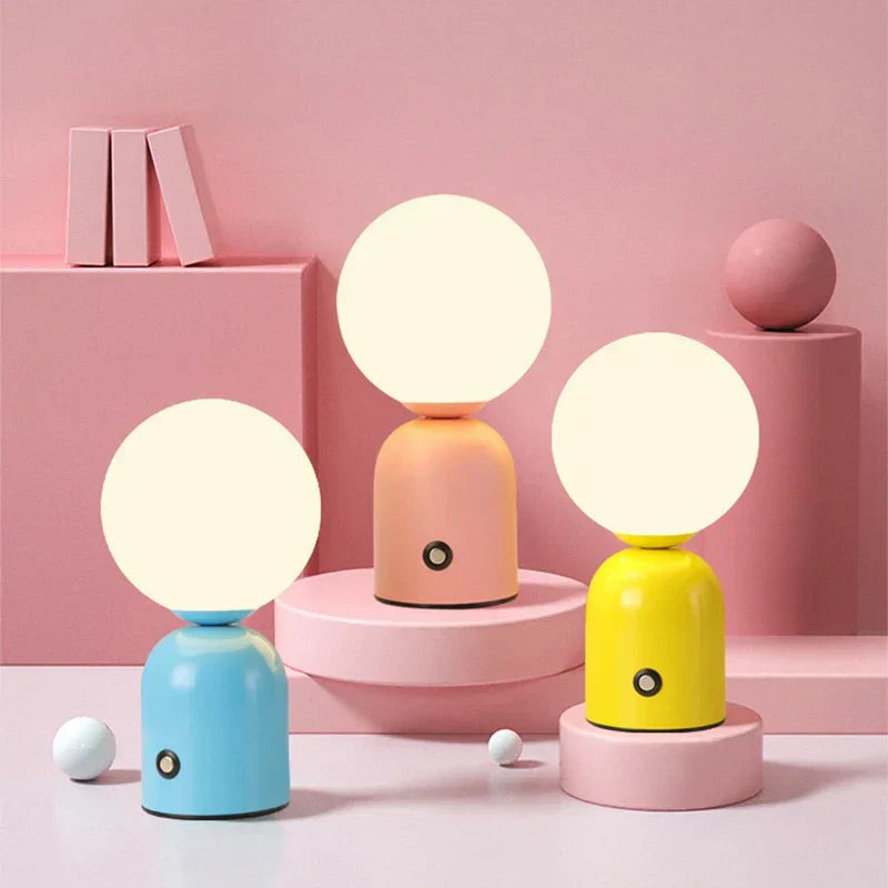GlowLuxe - Oplaadbare LED Tafellantaarn, Draadloos en Dimbaar