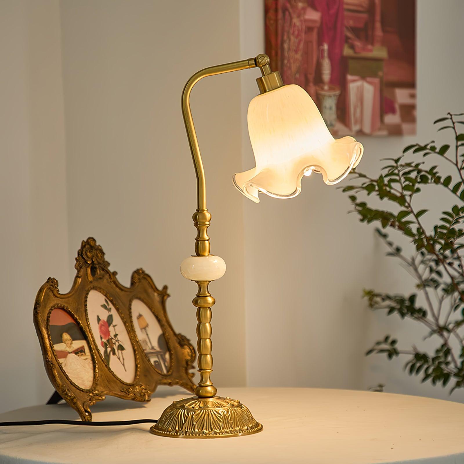 BrassGlow - Luxe Messing Tafellamp