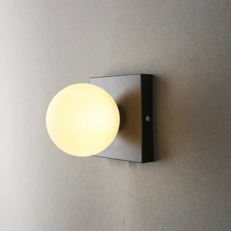 BrightSquare - LED Wandlamp met Glazen Bol – Vierkante Wandverlichting