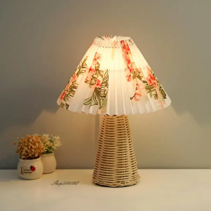 VintageGlow - Rattan Tafellamp, Opvouwbare Nachtlamp