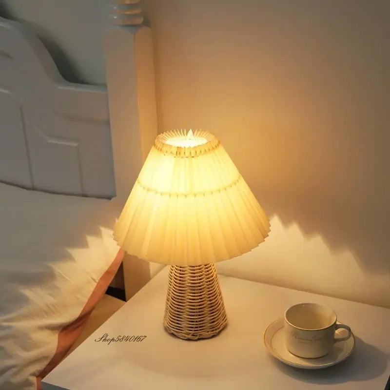 VintageGlow - Rattan Tafellamp, Opvouwbare Nachtlamp