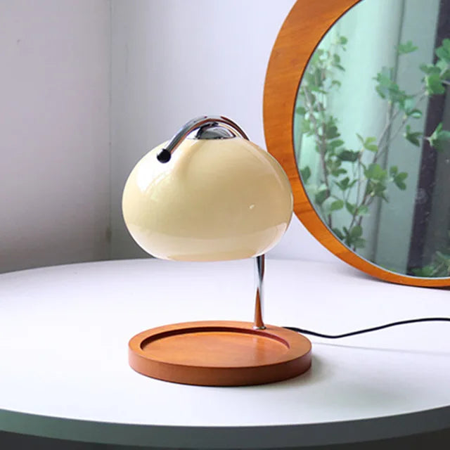 RetroGlaze - Vintage Tafellamp met Handgemaakte Glazuurafwerking