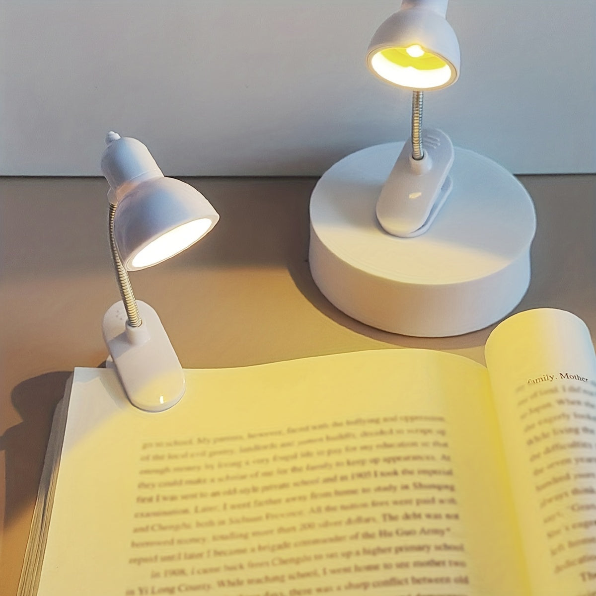 MiniGlow - Draagbare Clip-On Leeslamp met Drukknopbediening