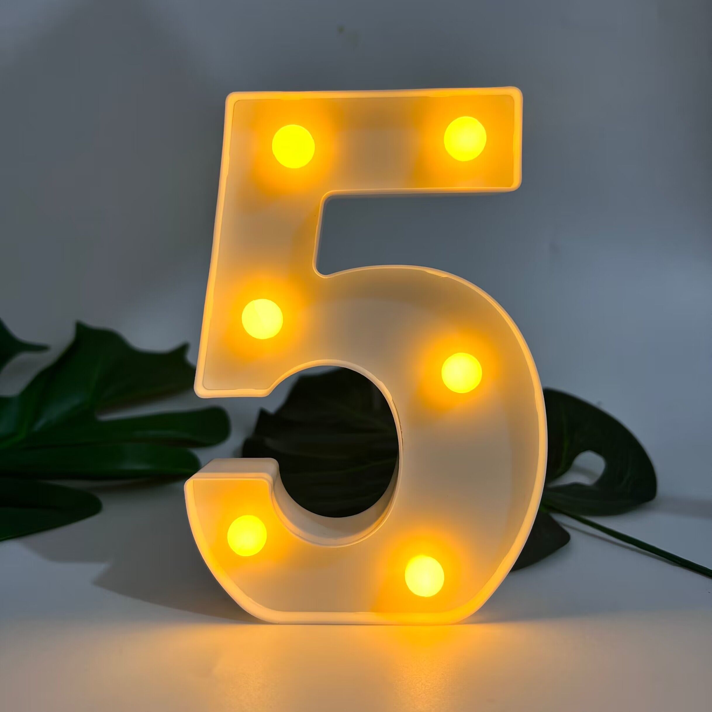 AlphaGlow - LED Decoratieve Letterlamp met Batterijvoeding