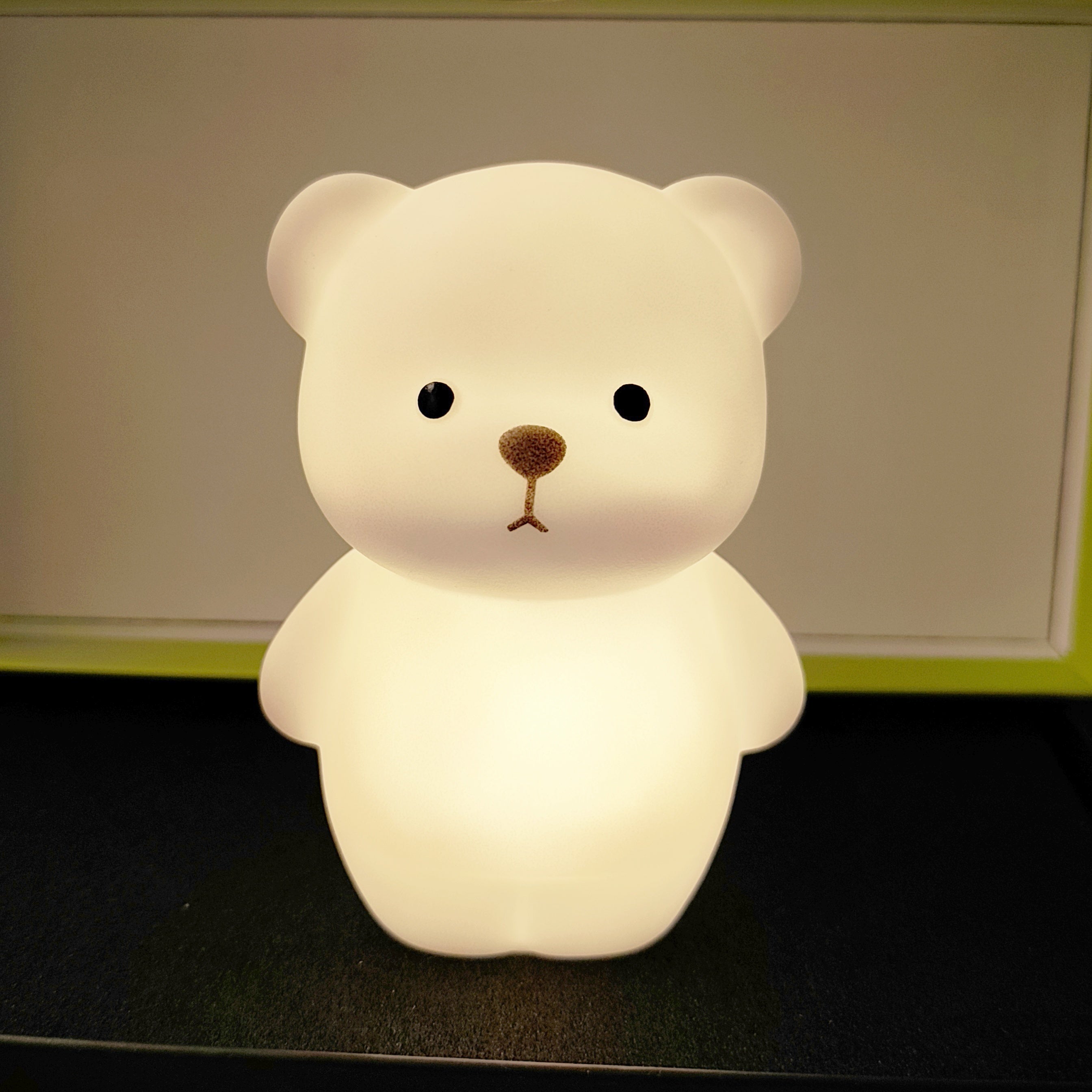 RusticBear - Vrijstaand Beren Nachtlampje met LED Spotlamp
