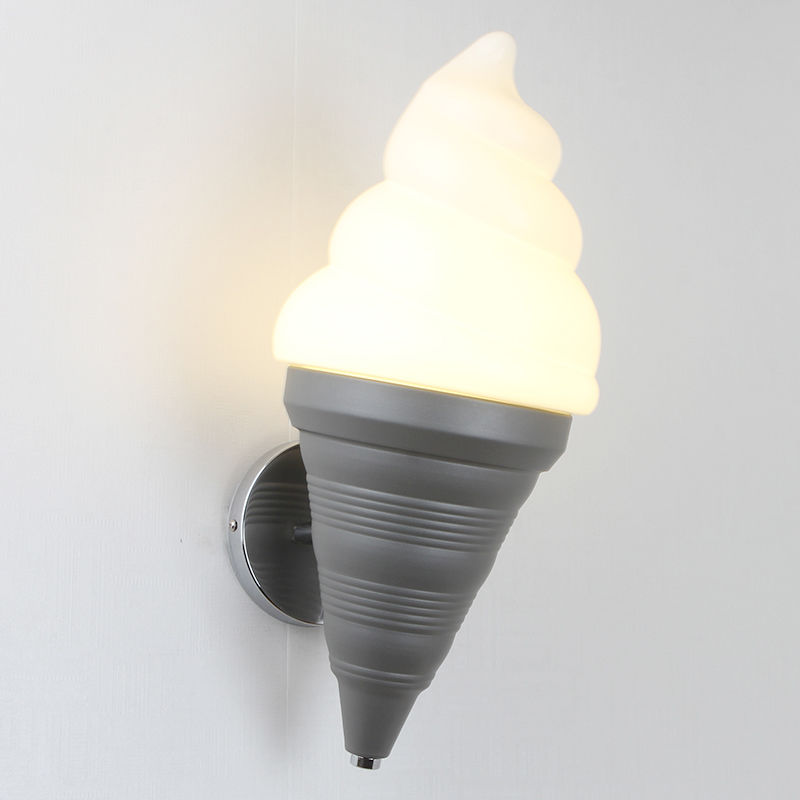 ArcticGlow – Moderne LED Wandlamp