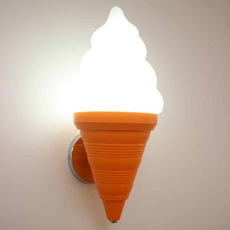 ArcticGlow – Moderne LED Wandlamp