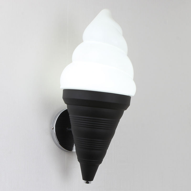 ArcticGlow – Moderne LED Wandlamp