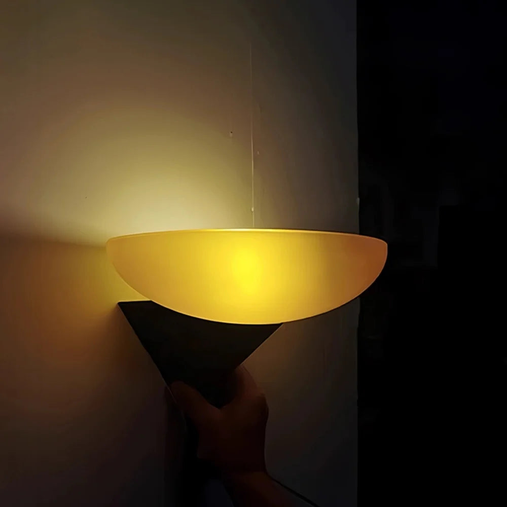 AuroraGlow – Moderne Dimbare LED Wandlamp