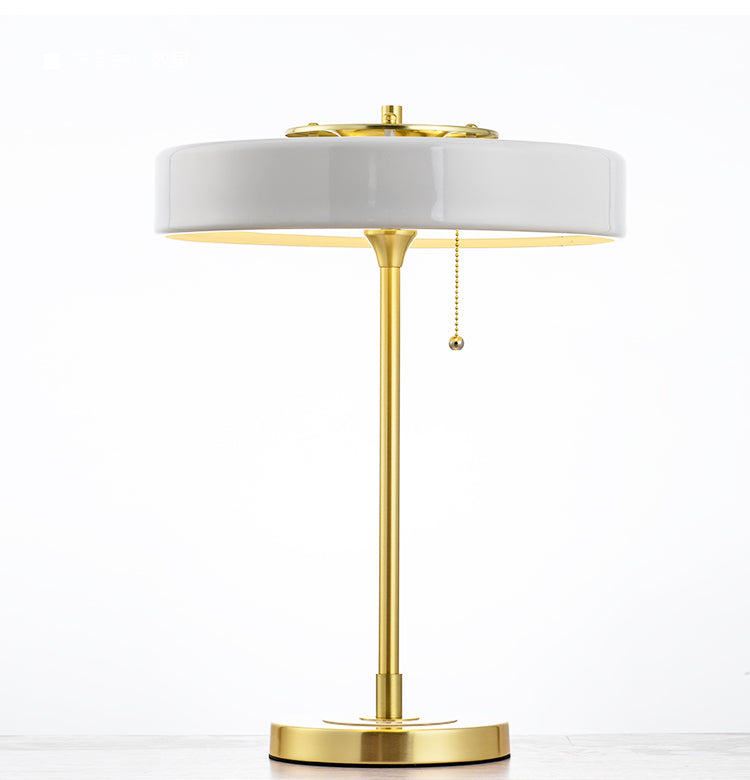RetroGlow - Lámpara de escritorio vintage en diseño retro, lámpara de mesa de latón
