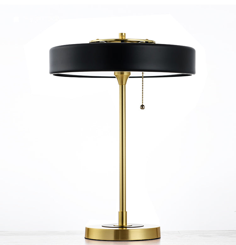 RetroGlow - Lámpara de escritorio vintage en diseño retro, lámpara de mesa de latón