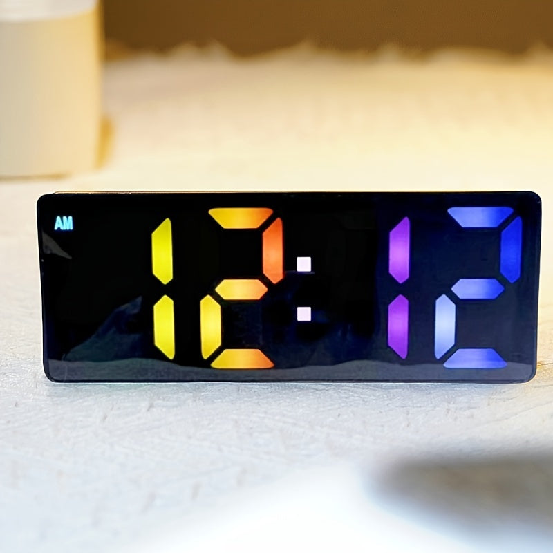 DigiTime - Moderne LED Wekker met Datumweergave en Instelbare Helderheid