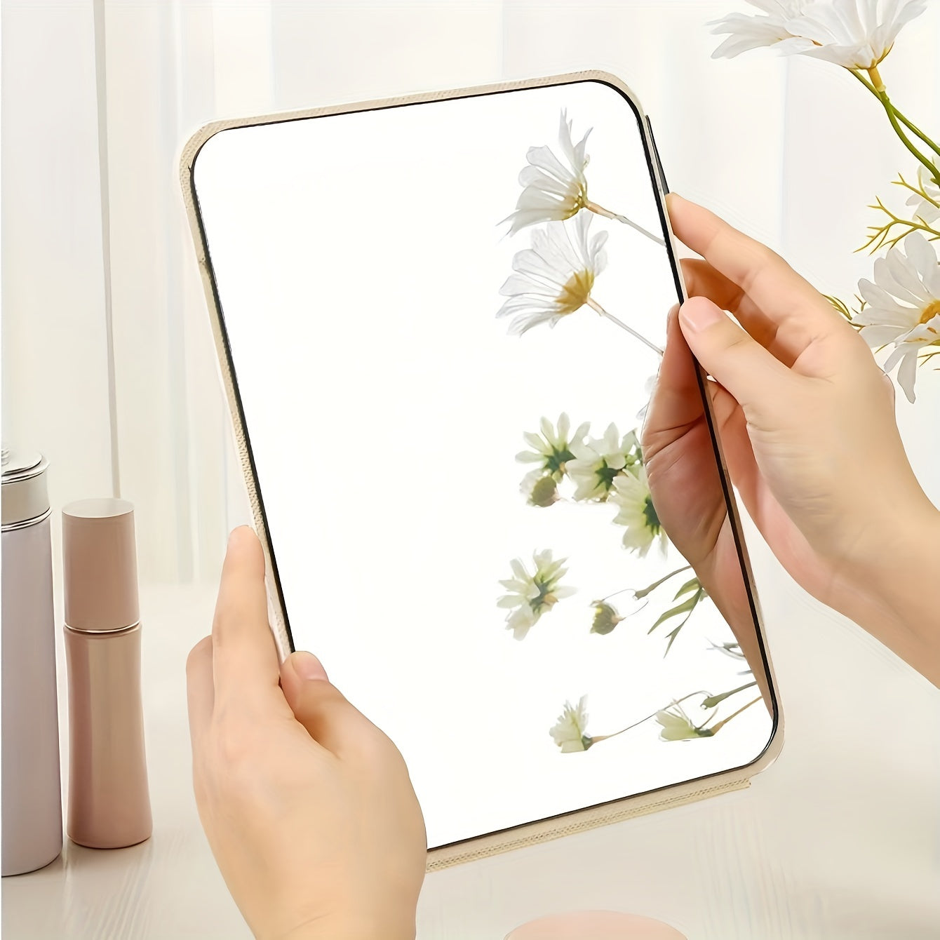 Opvouwbare Lederen Make-up Spiegel – Draagbaar en Zonder Batterij
